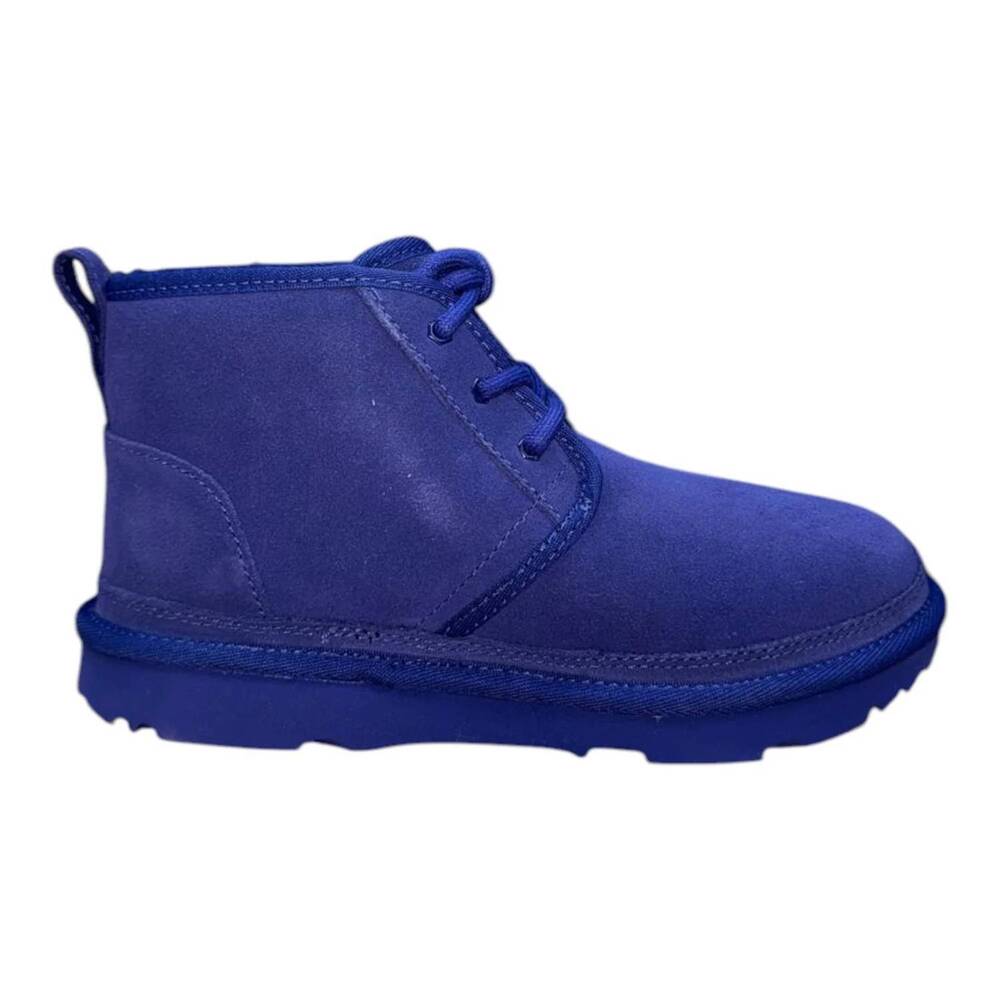 NEW UGG boys' neumel ii boots in naval blue